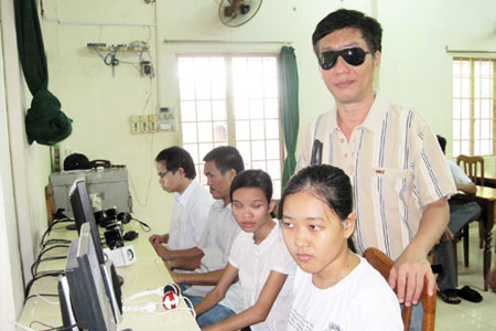 Hiệp sĩ mù Trần Bá Thiện